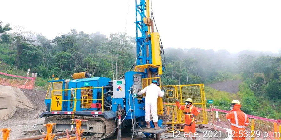 SPT (Standard Penetration Test) in Longueuil: Reliable Subsurface Data for Foundation Design