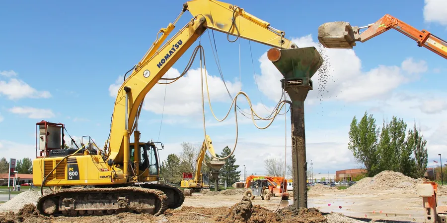 Vibrocompaction Design for the St. Lawrence Lowlands